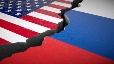 Как новые суперсанкции против Владимира Путина и российских банков могут ударить по самой Америке