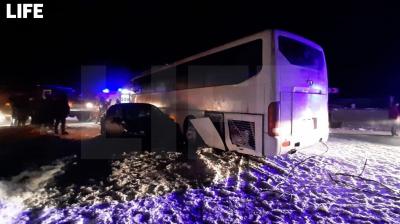 Водитель автобуса погиб, четверо пассажиров пострадали в ДТП с КамАЗом в Татарстане