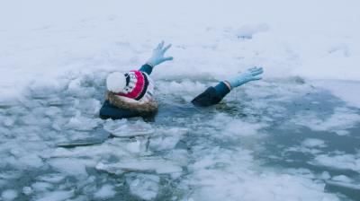 Ушли под лед: Как объяснить серию таинственных смертей на замёрзших водоёмах